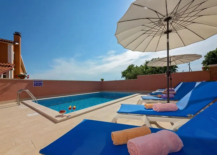 Villa Petra By Villsy