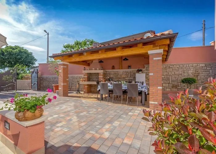 Petra By Villsy Villa Kaštelir